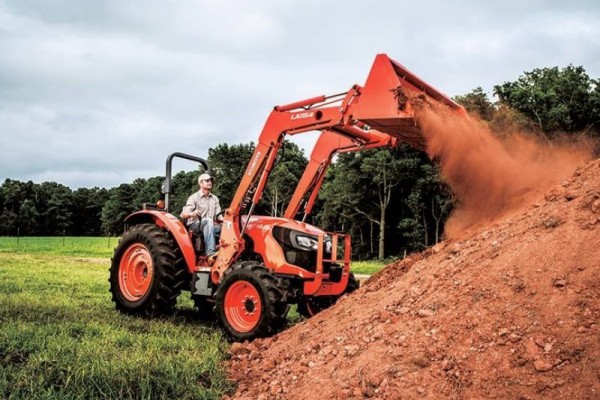 KUBOTA M6060HD Tractor w/ Loader for Rent