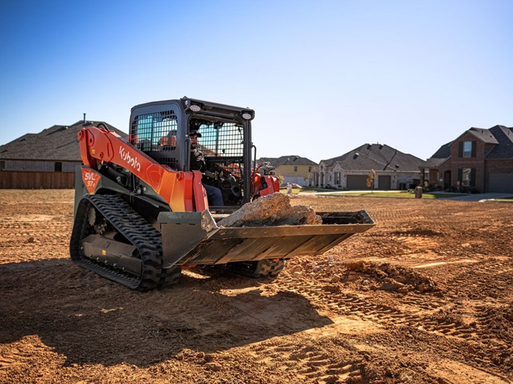 KUBOTA SVL97-2 Track Loader w/ 80" Bucket